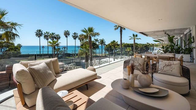 3 makuuhuone Huoneisto myytävänä paikassa Centro, Estepona mukana uima-altaan - 3 550 000 € (Ref: 9794497)