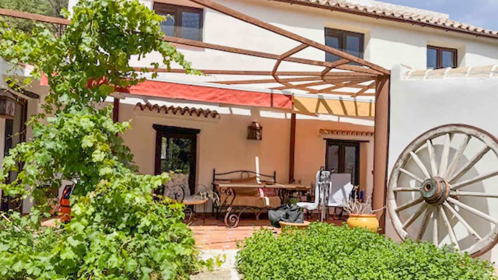 Finca/Casa Rural de 4 habitaciones en Casares en venta con piscina - 775.000 € (Ref: 9797002)