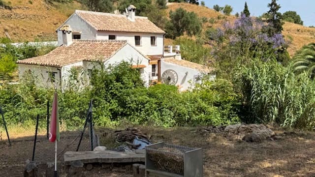 4 sypialnia Finka/Dom wiejski na sprzedaż w Casares Pueblo, Casares z basenem - 775 000 € (Ref: 9797002)
