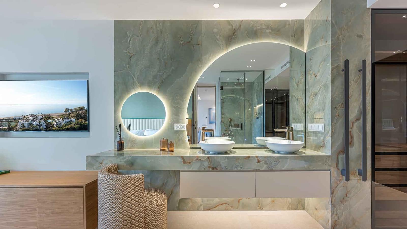 3 soveværelse Lejlighed til salg i Estepona med swimmingpool - € 1.895.000 (Ref: 9797003)