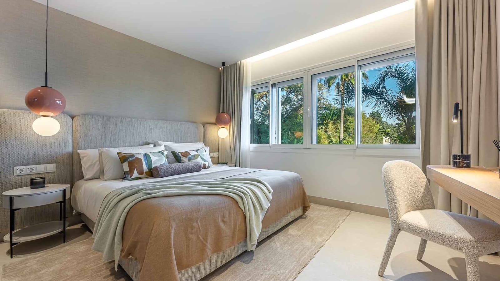 3 soveværelse Lejlighed til salg i Estepona med swimmingpool - € 1.895.000 (Ref: 9797003)