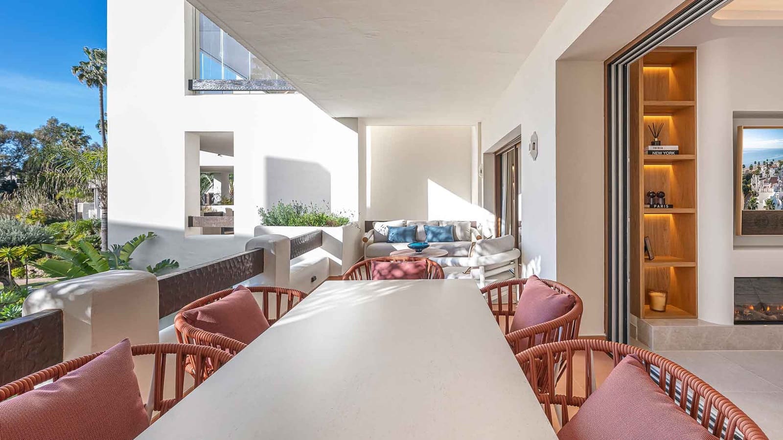 3 soveværelse Lejlighed til salg i Estepona med swimmingpool - € 1.895.000 (Ref: 9797003)