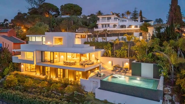 4 makuuhuone Huvila myytävänä paikassa El Rosario, Marbella mukana uima-altaan - 6 500 000 € (Ref: 9833584)