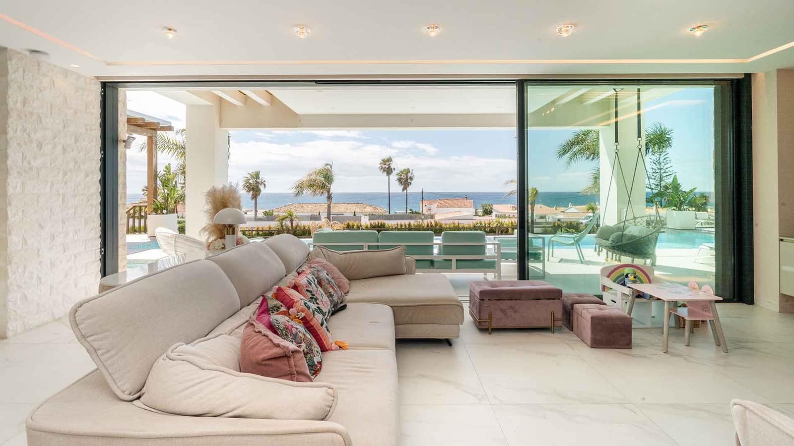 5 bedroom Villa for sale in El Chaparral with pool - € 3,100,000 (Ref: 9839136)