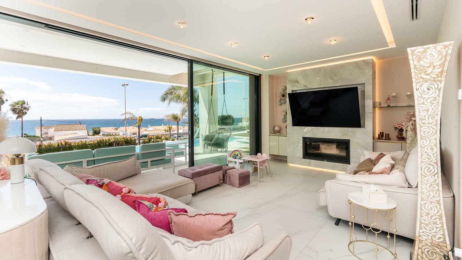 5 bedroom Villa for sale in El Chaparral with pool - € 3,100,000 (Ref: 9839136)