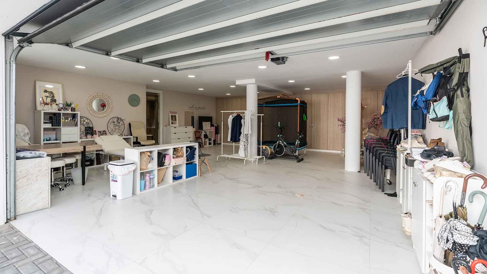 5 bedroom Villa for sale in El Chaparral with pool - € 3,100,000 (Ref: 9839136)
