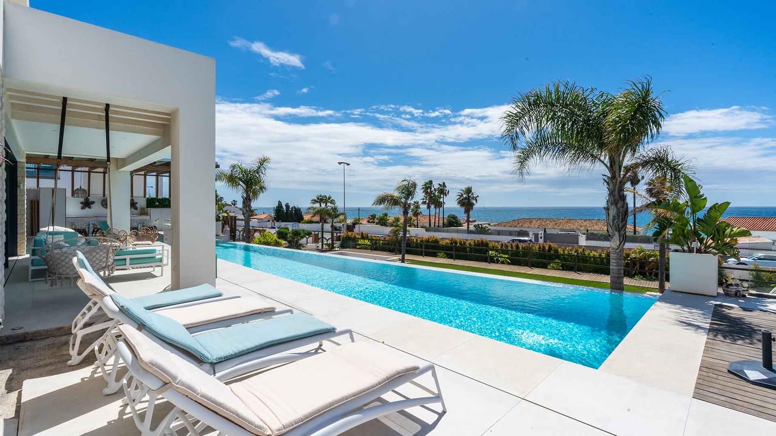 5 bedroom Villa for sale in El Chaparral with pool - € 3,100,000 (Ref: 9839136)
