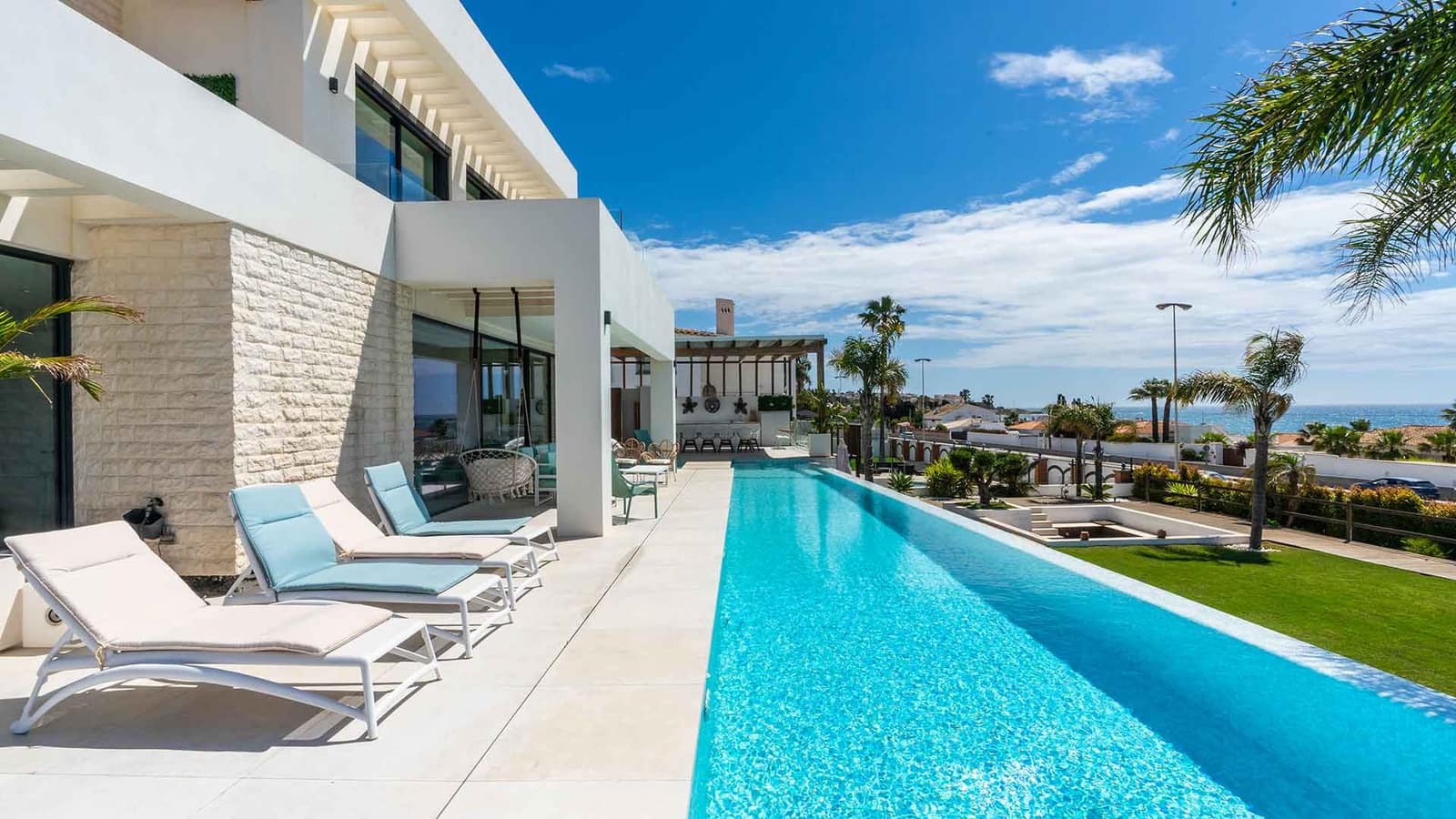 5 bedroom Villa for sale in El Chaparral with pool - € 3,100,000 (Ref: 9839136)
