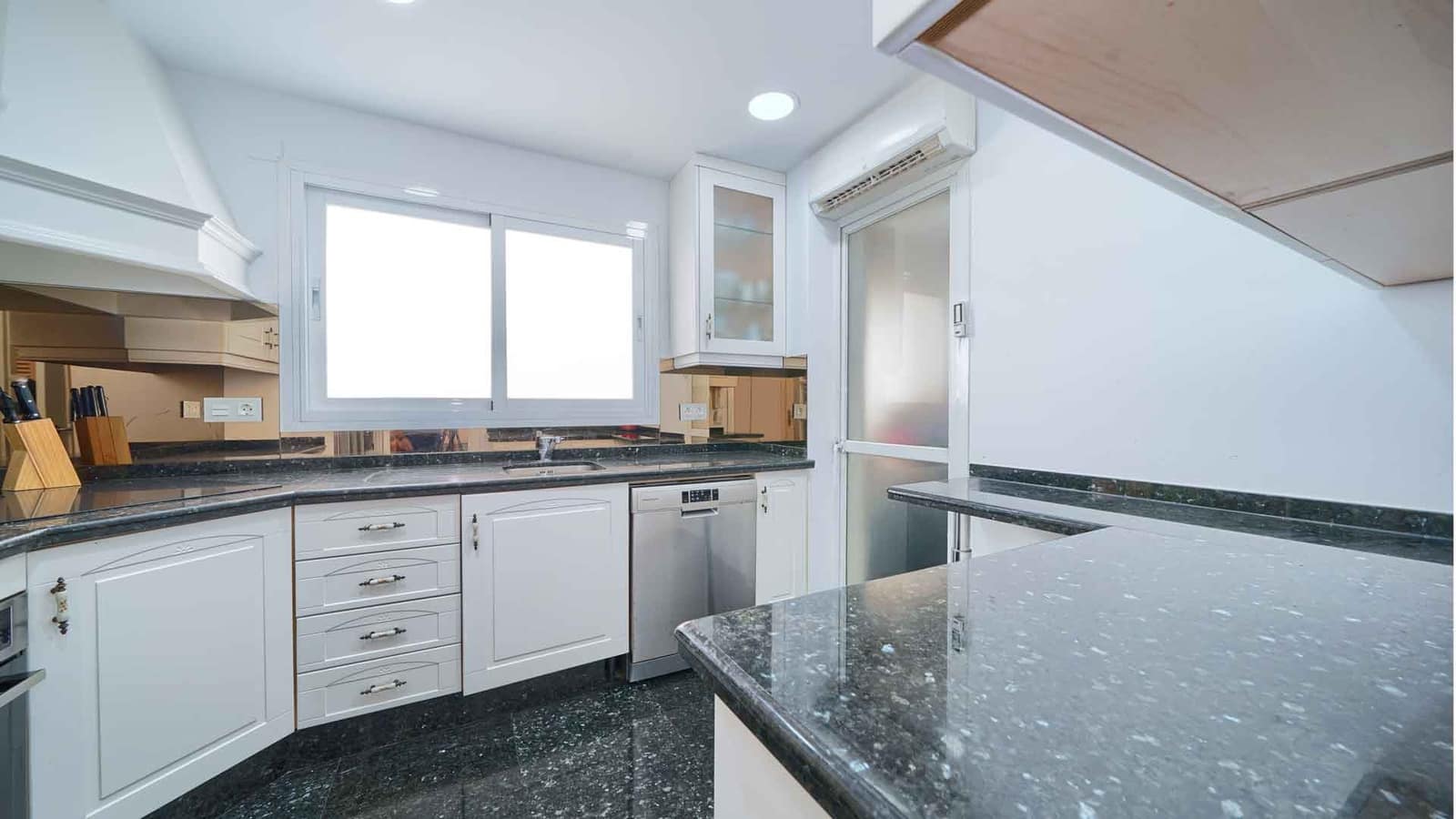3 camera da letto Appartamento in vendita in Marbella con piscina - 1.590.000 € (Rif: 9843312)