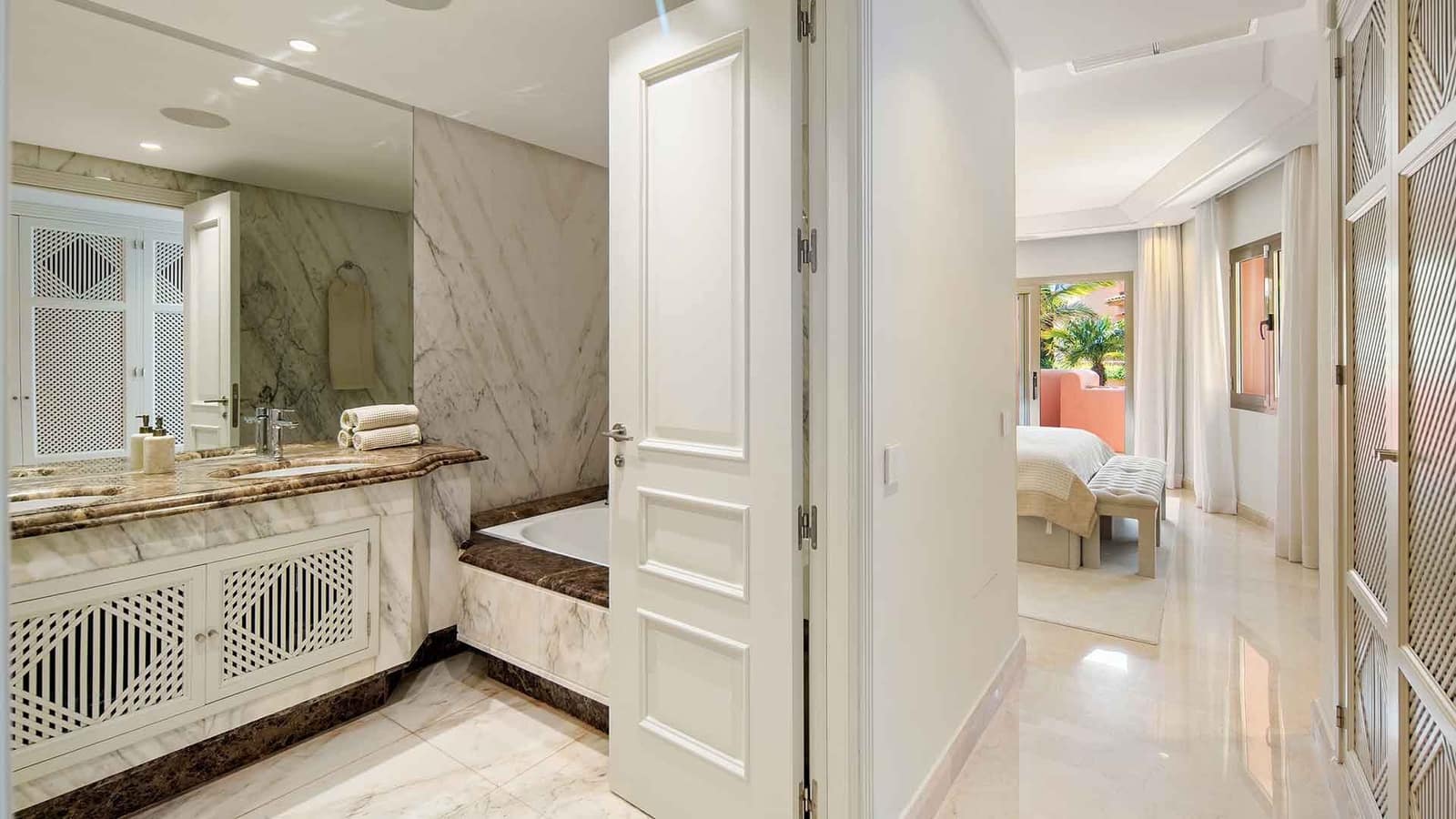 3 camera da letto Attico in vendita in Elviria con piscina - 4.250.000 € (Rif: 9846147)