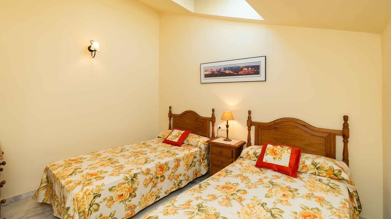 3 bedroom Apartment for sale in Golden Mile with pool - € 820,000 (Ref: 9846148)