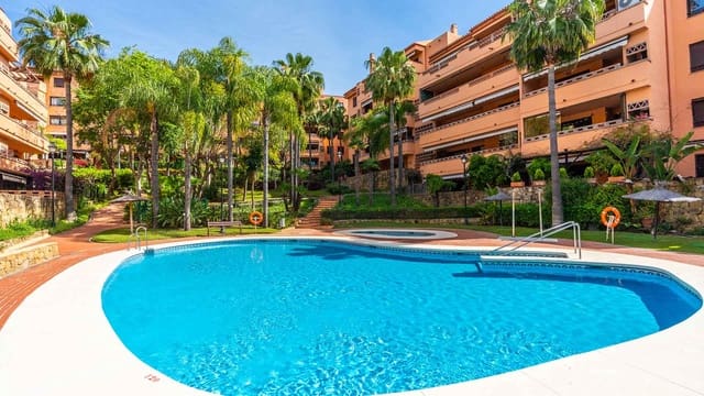 3 bedroom Apartment for sale in Lomas De Marbella, Marbella with pool - € 820,000 (Ref: 9846148)