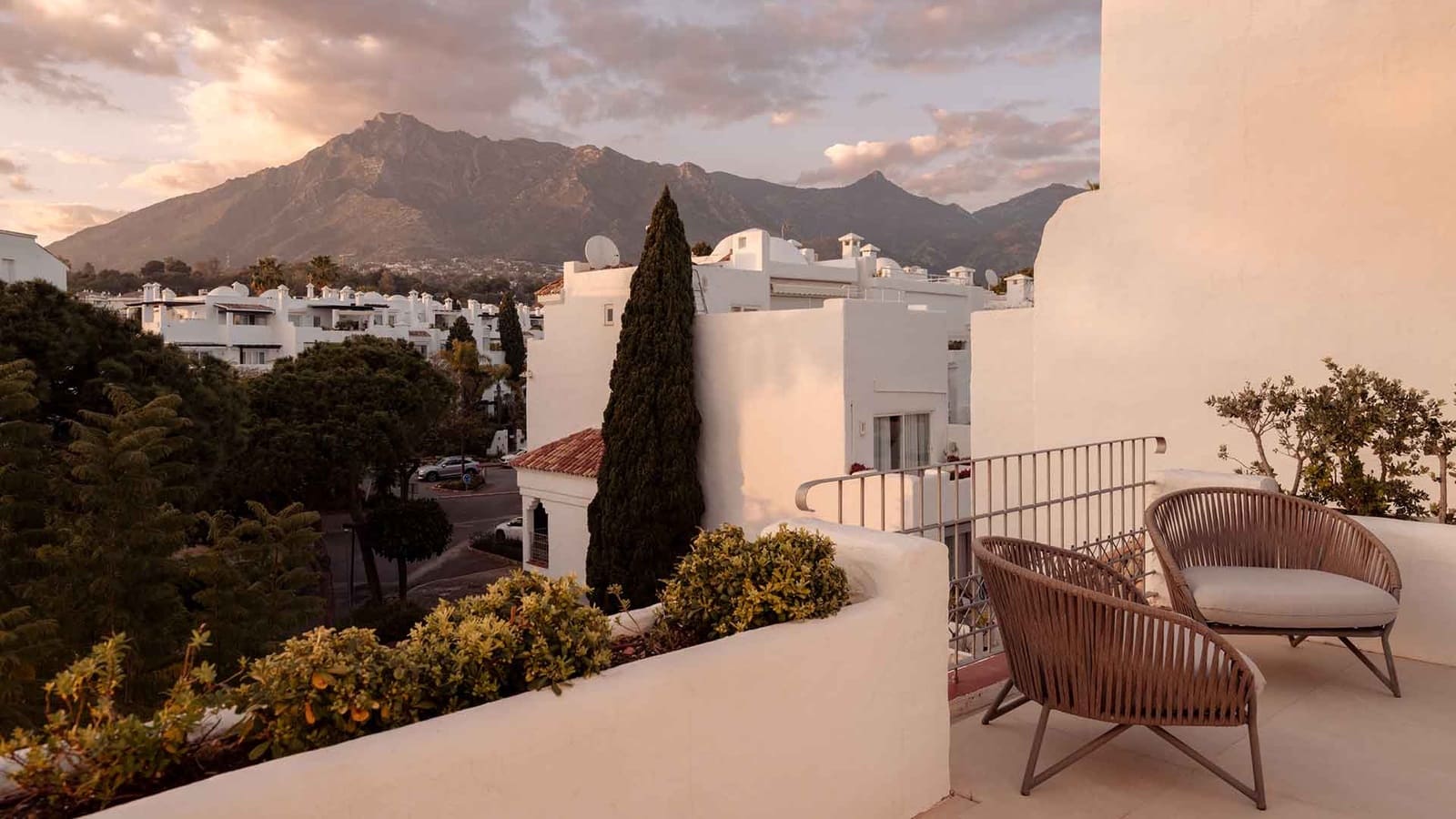 3 soveværelse Penthouse til salg i Golden Mile med swimmingpool - € 4.150.000 (Ref: 9851584)