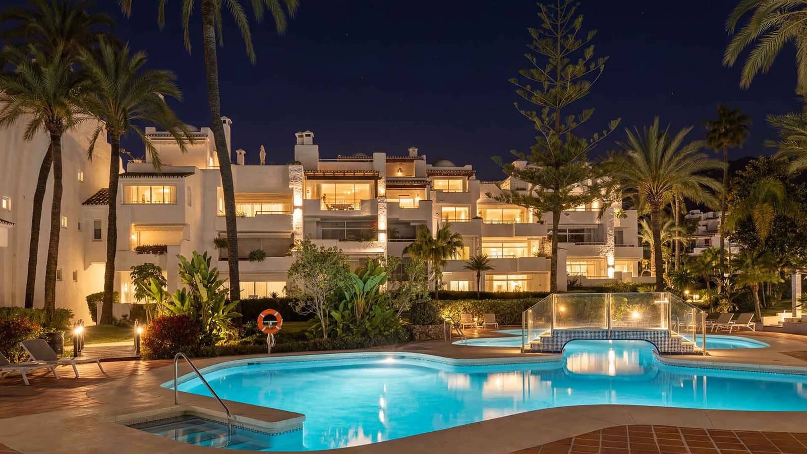 3 soveværelse Penthouse til salg i Golden Mile med swimmingpool - € 4.150.000 (Ref: 9851584)