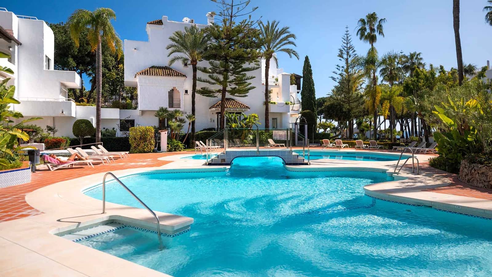 3 soveværelse Penthouse til salg i Golden Mile med swimmingpool - € 4.150.000 (Ref: 9851584)