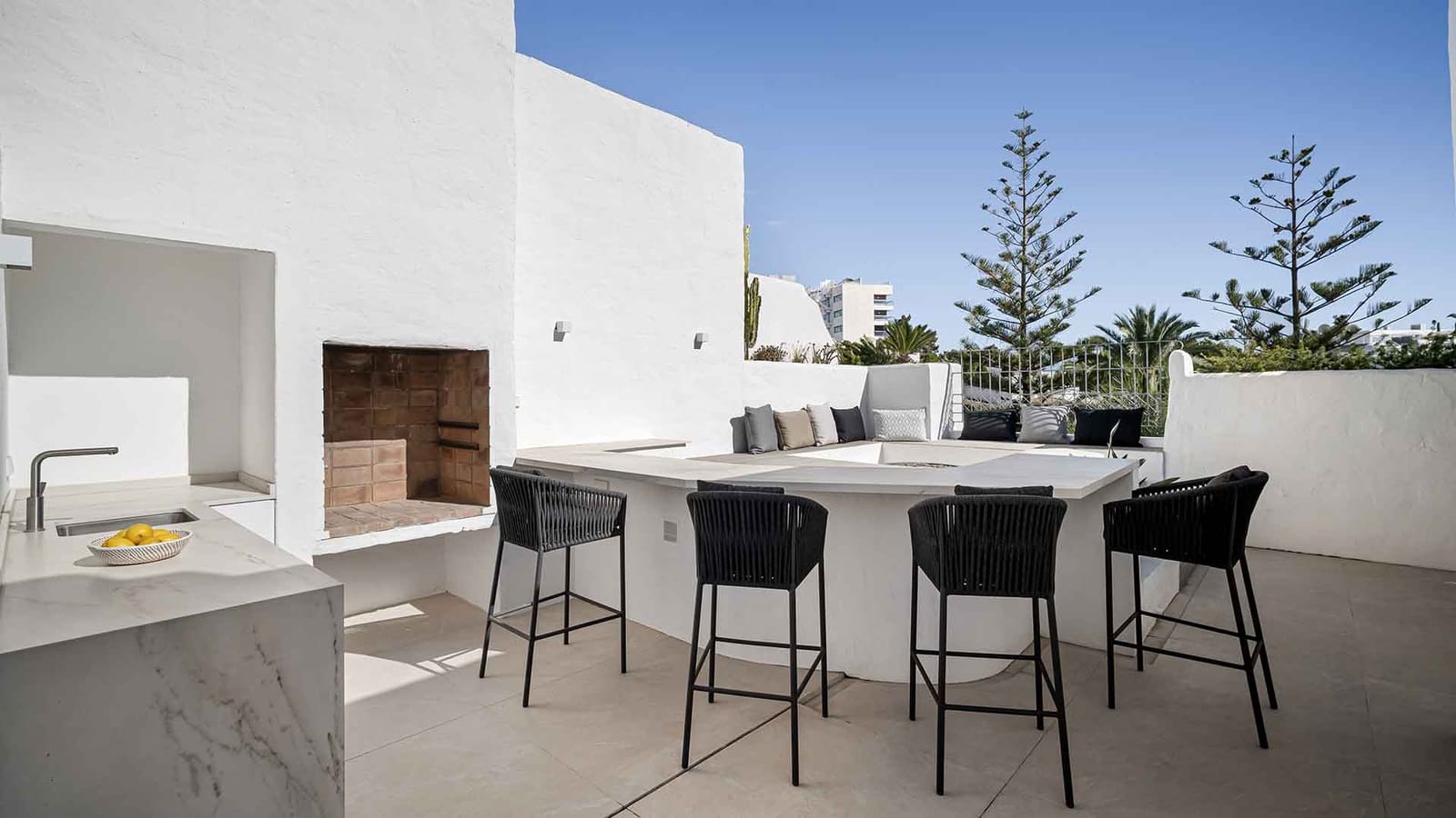 3 soveværelse Penthouse til salg i Golden Mile med swimmingpool - € 4.150.000 (Ref: 9851584)