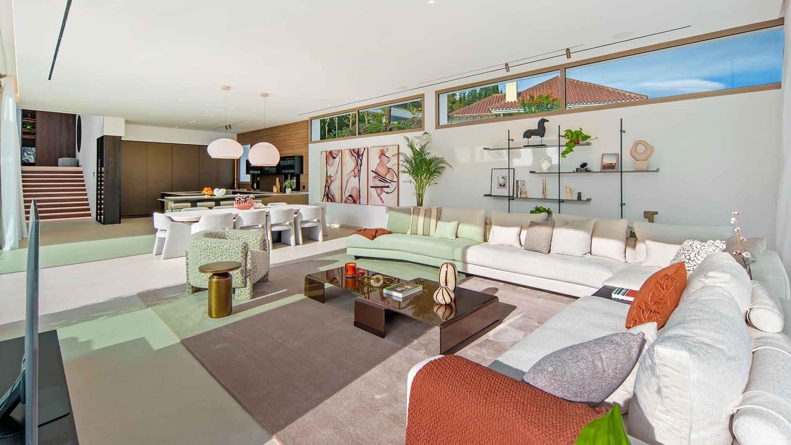 5 soverom Villa til salgs i Nueva Andalucia med svømmebasseng - € 11 750 000 (Ref: 9861792)