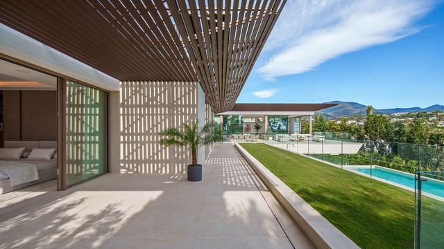 5 soverom Villa til salgs i Nueva Andalucía Centro, Marbella med svømmebasseng - € 11 750 000 (Ref: 9861792)