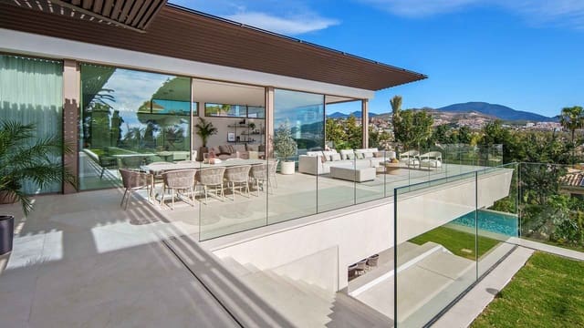 5 soverom Villa til salgs i Nueva Andalucía Centro, Marbella med svømmebasseng - € 11 750 000 (Ref: 9861792)
