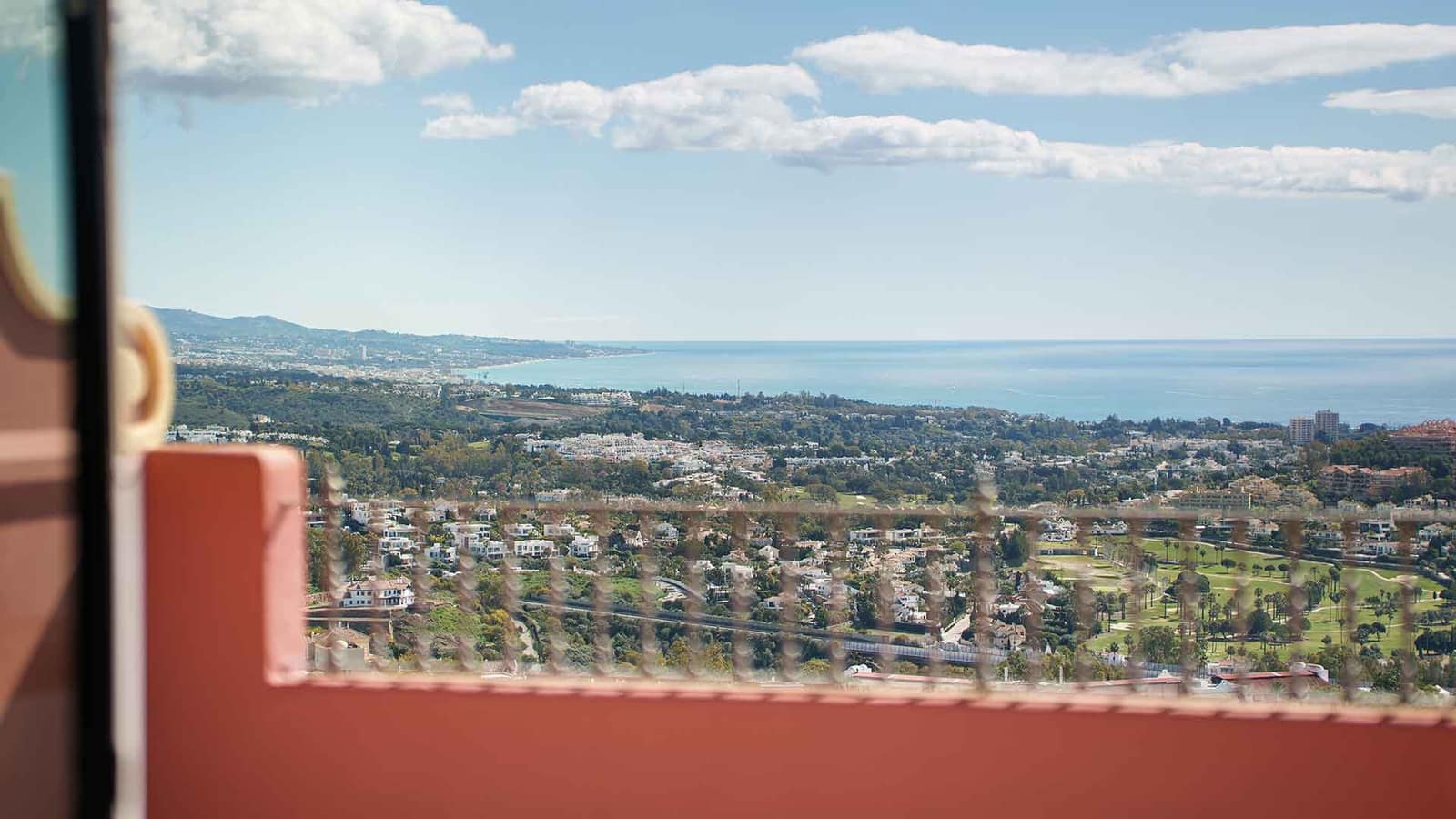 2 slaapkamer Penthouse te koop in Monte Halcones met zwembad - € 1.950.000 (Ref: 9861794)