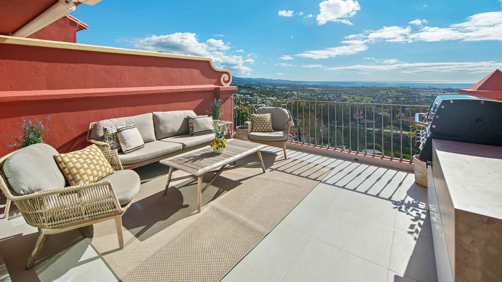 2 slaapkamer Penthouse te koop in Monte Halcones met zwembad - € 1.950.000 (Ref: 9861794)