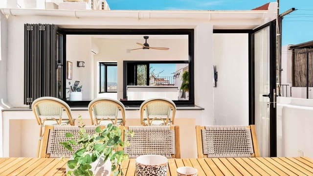 3 chambre Maison de Ville à vendre à San Pedro de Alcántara Pueblo, Marbella avec piscine - 875 000 € (Ref: 9861795)