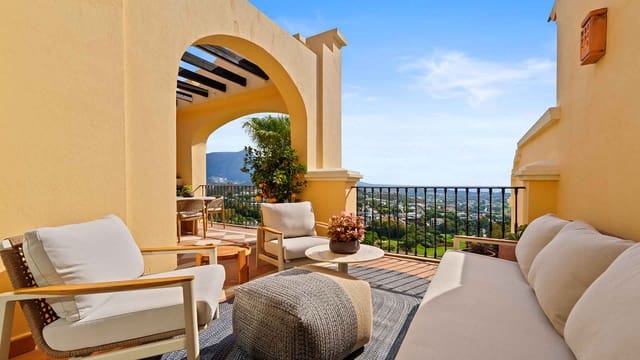 3 bedroom Penthouse for sale in Benahavís pueblo, Benahavís with pool - € 1,275,000 (Ref: 9890079)
