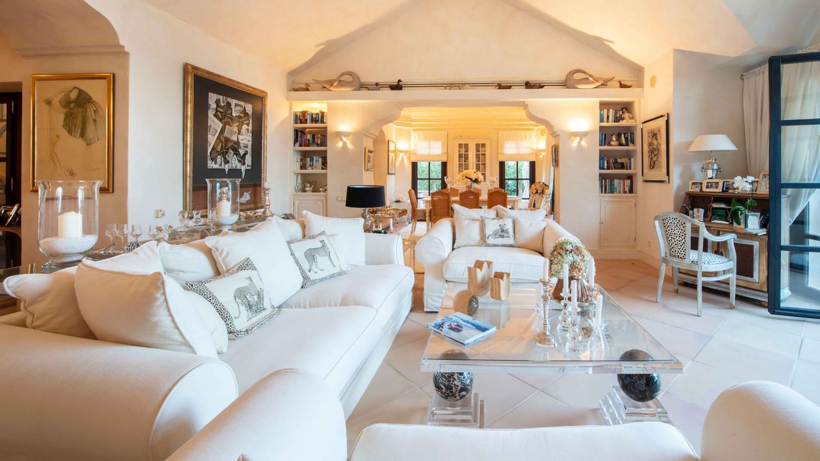3 soverom Villa til salgs i Golden Mile med svømmebasseng - € 7 690 000 (Ref: 9890080)