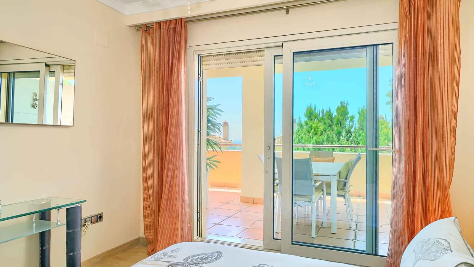 3 quarto Apartamento para venda em Golden Mile com piscina - 950 000 € (Ref: 9894137)