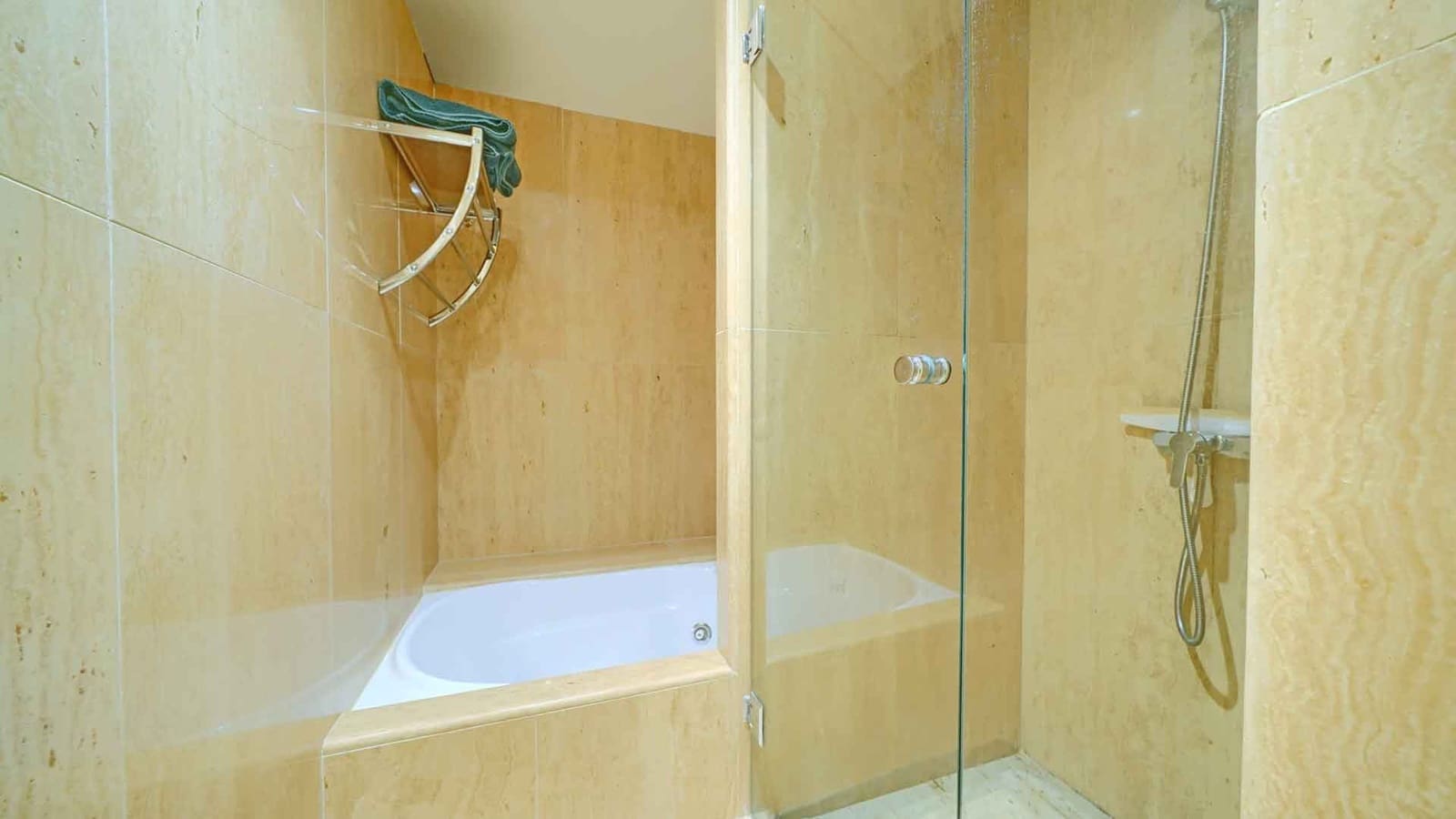 3 quarto Apartamento para venda em Golden Mile com piscina - 950 000 € (Ref: 9894137)