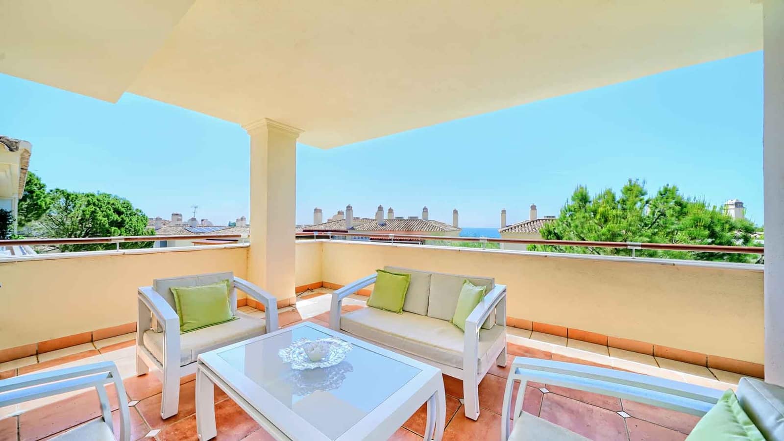 3 quarto Apartamento para venda em Golden Mile com piscina - 950 000 € (Ref: 9894137)