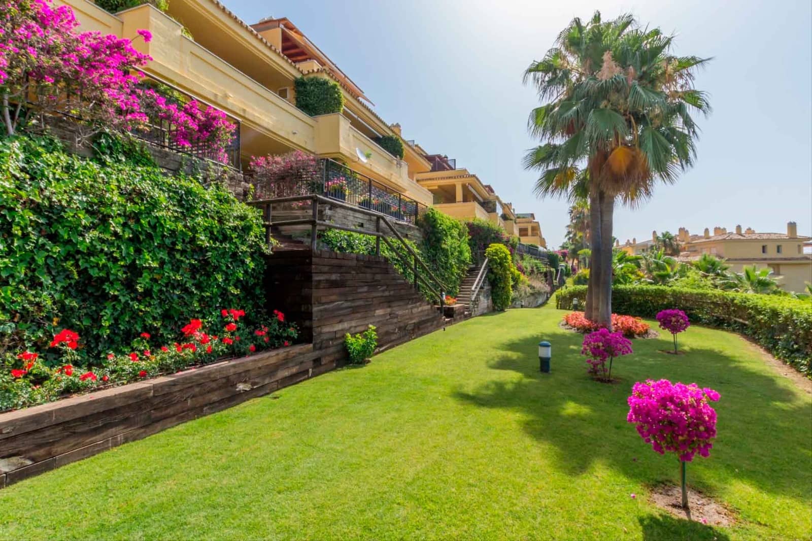 3 quarto Apartamento para venda em Golden Mile com piscina - 950 000 € (Ref: 9894137)