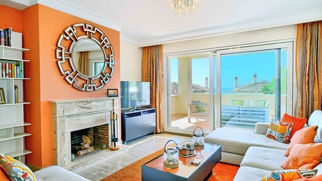3 quarto Apartamento para venda em Lomas De Marbella, Marbella com piscina - 950 000 € (Ref: 9894137)