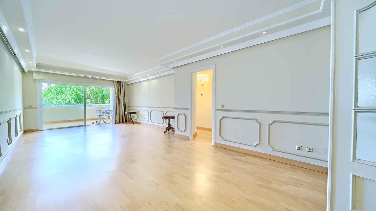 3 sovrum Lägenhet till salu i Marbella med pool - 1 550 000 € (Ref: 9899392)