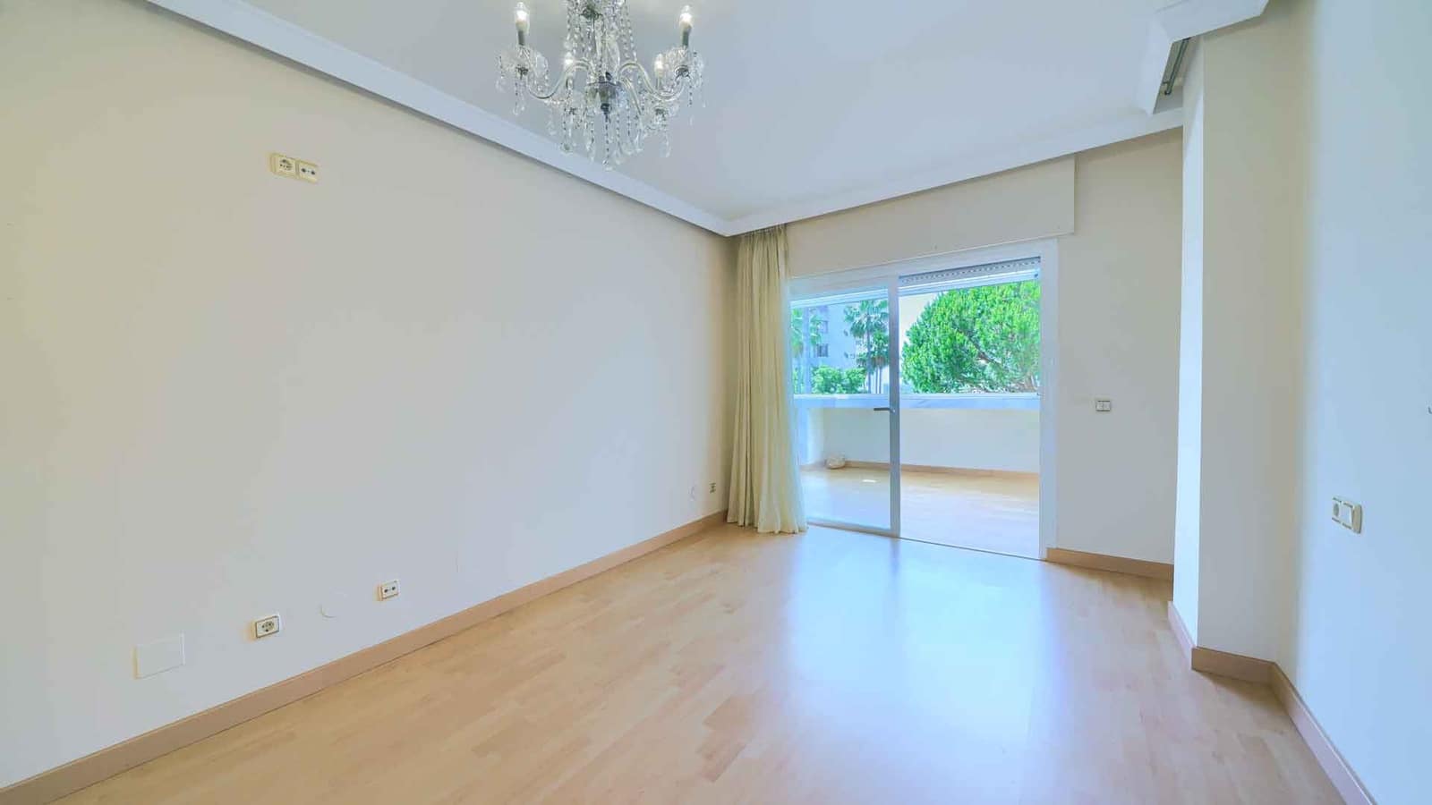 3 sovrum Lägenhet till salu i Marbella med pool - 1 550 000 € (Ref: 9899392)