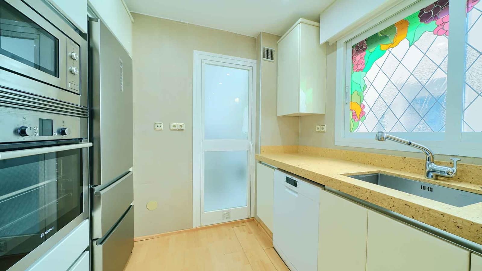 3 sovrum Lägenhet till salu i Marbella med pool - 1 550 000 € (Ref: 9899392)