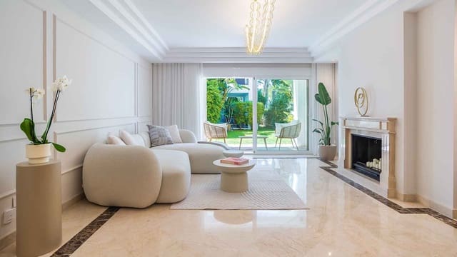 3 makuuhuone Huoneisto myytävänä paikassa Sierra Blanca, Marbella mukana uima-altaan - 995 000 € (Ref: 9899394)
