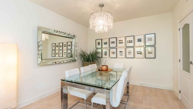 3 makuuhuone Huoneisto myytävänä paikassa Lomas De Marbella, Marbella mukana uima-altaan - 845 000 € (Ref: 9904293)