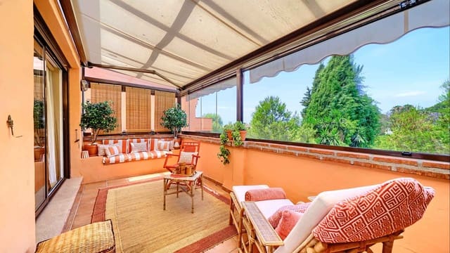 1 camera da letto Appartamento in vendita in Lomas De Marbella, Marbella con piscina - 485.000 € (Rif: 9906990)