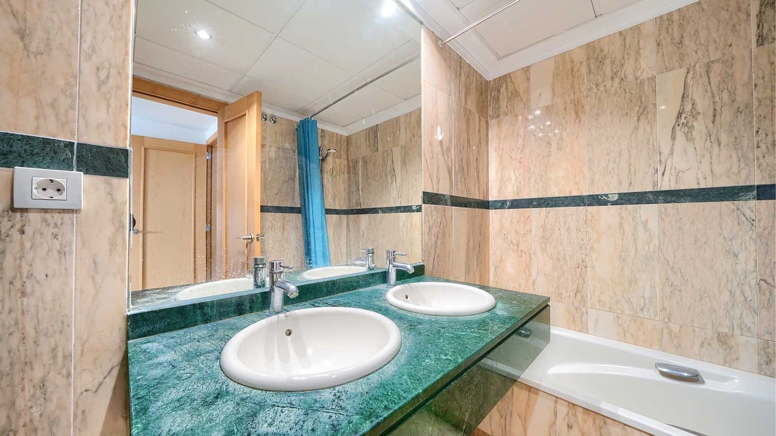 1 camera da letto Appartamento in vendita in Golden Mile con piscina - 520.000 € (Rif: 9924338)