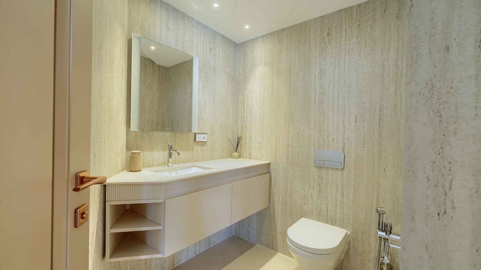 Apartamento de 3 habitaciones en Marbella en venta - 2.500.000 € (Ref: 9924339)