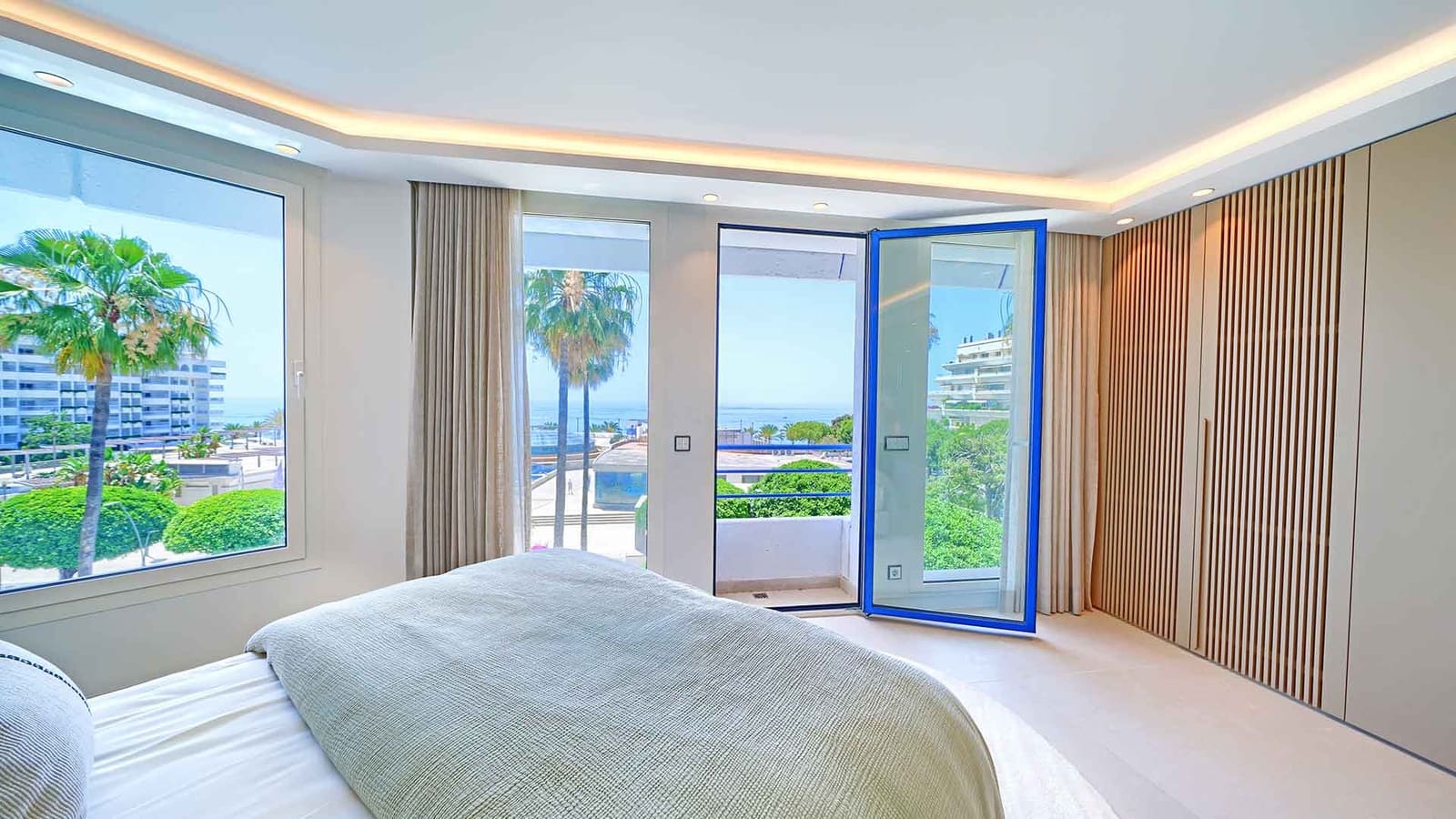 Apartamento de 3 habitaciones en Marbella en venta - 2.500.000 € (Ref: 9924339)