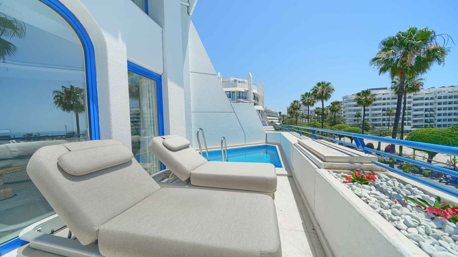 Apartamento de 3 habitaciones en Marbella en venta - 2.500.000 € (Ref: 9924339)
