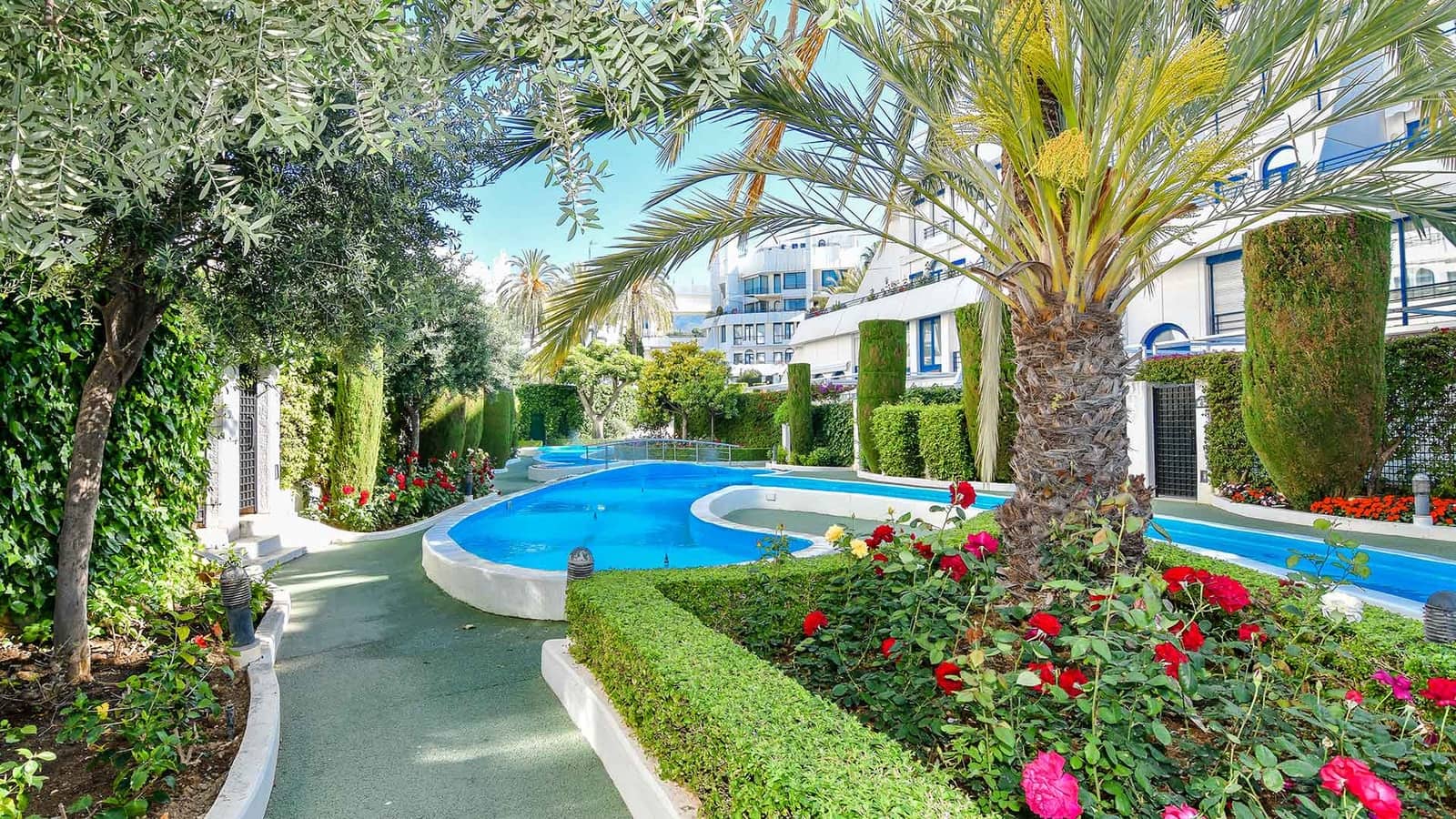 Apartamento de 3 habitaciones en Marbella en venta - 2.500.000 € (Ref: 9924339)