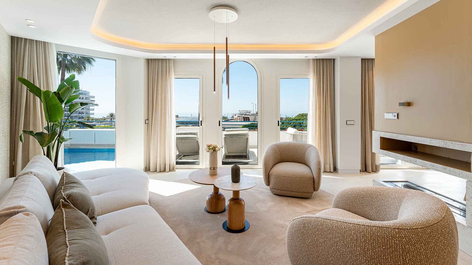 Apartamento de 3 habitaciones en Marbella en venta - 2.450.000 € (Ref: 9924339)