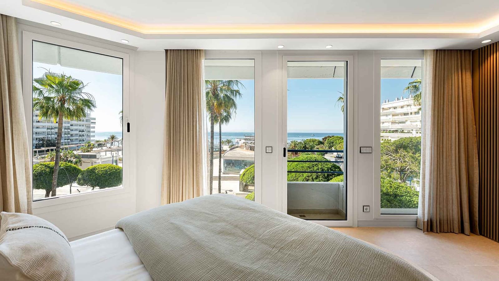 Apartamento de 3 habitaciones en Marbella en venta - 2.450.000 € (Ref: 9924339)