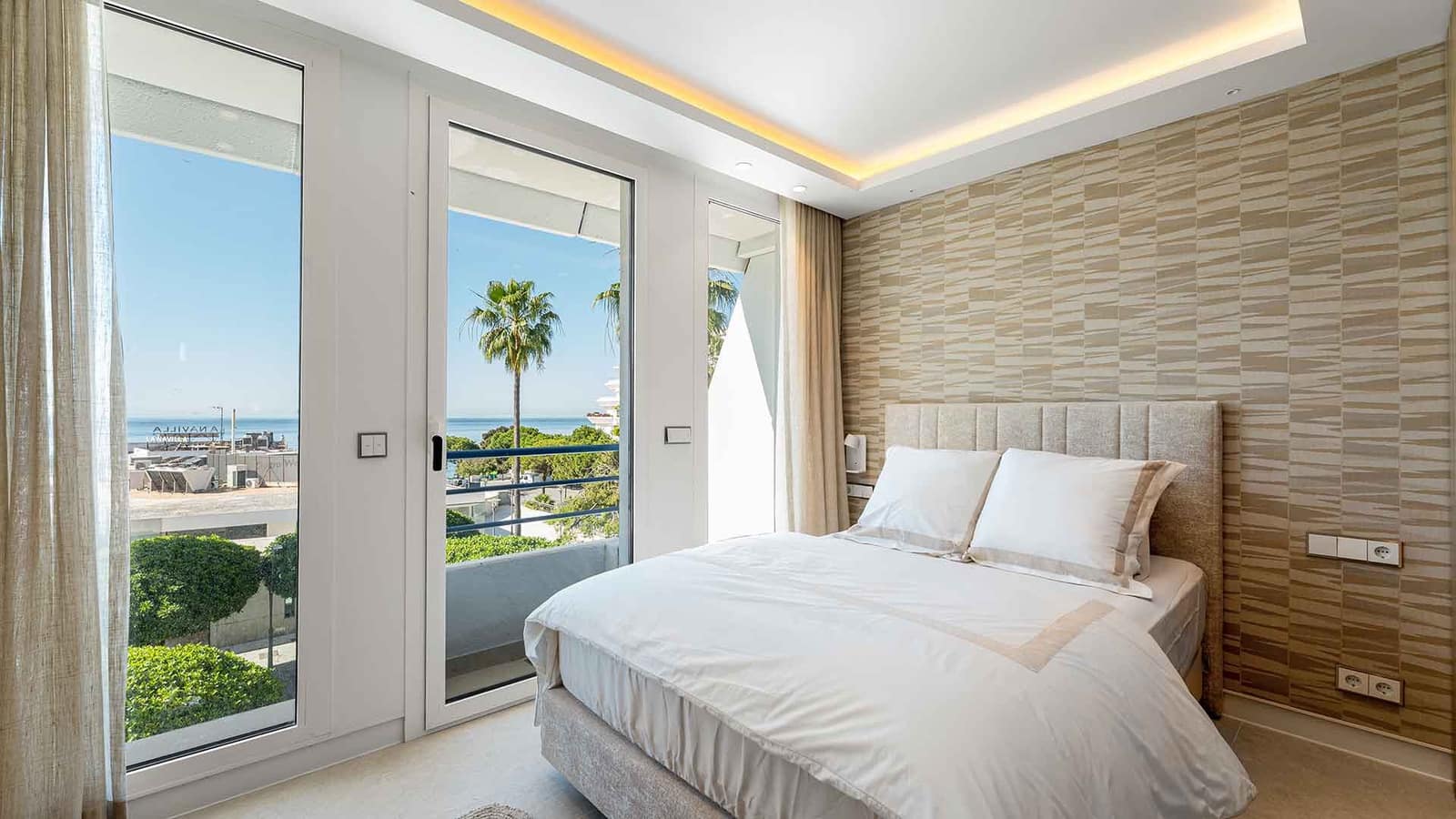 Apartamento de 3 habitaciones en Marbella en venta - 2.450.000 € (Ref: 9924339)