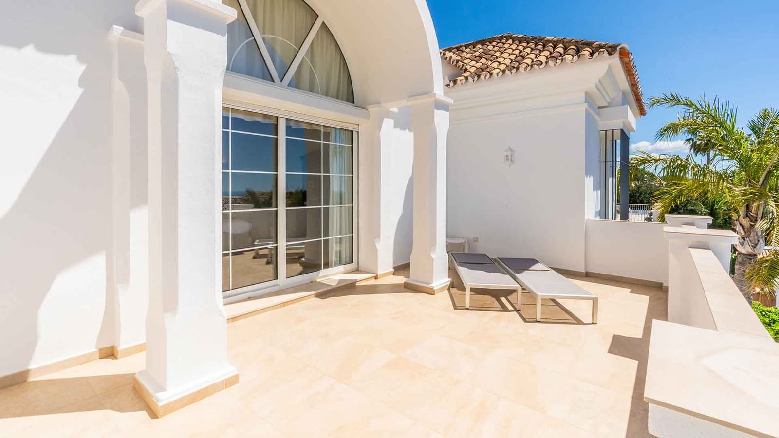 5 soverom Villa til salgs i Golden Mile med svømmebasseng - € 5 500 000 (Ref: 9929079)