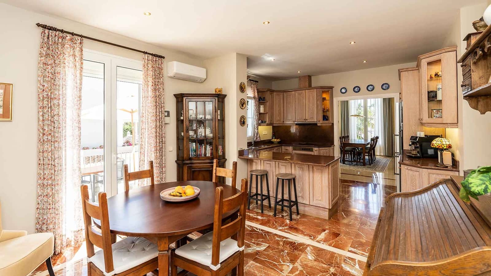 5 soverom Villa til salgs i Golden Mile med svømmebasseng - € 5 500 000 (Ref: 9929079)