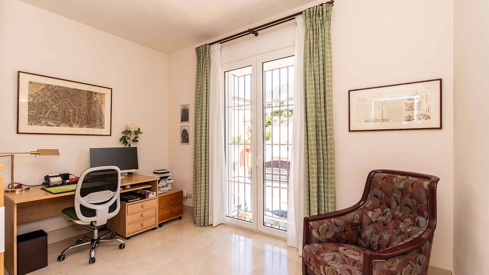 5 soverom Villa til salgs i Golden Mile med svømmebasseng - € 5 500 000 (Ref: 9929079)